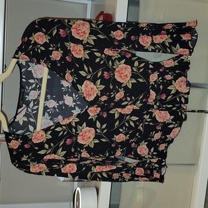 Floral top